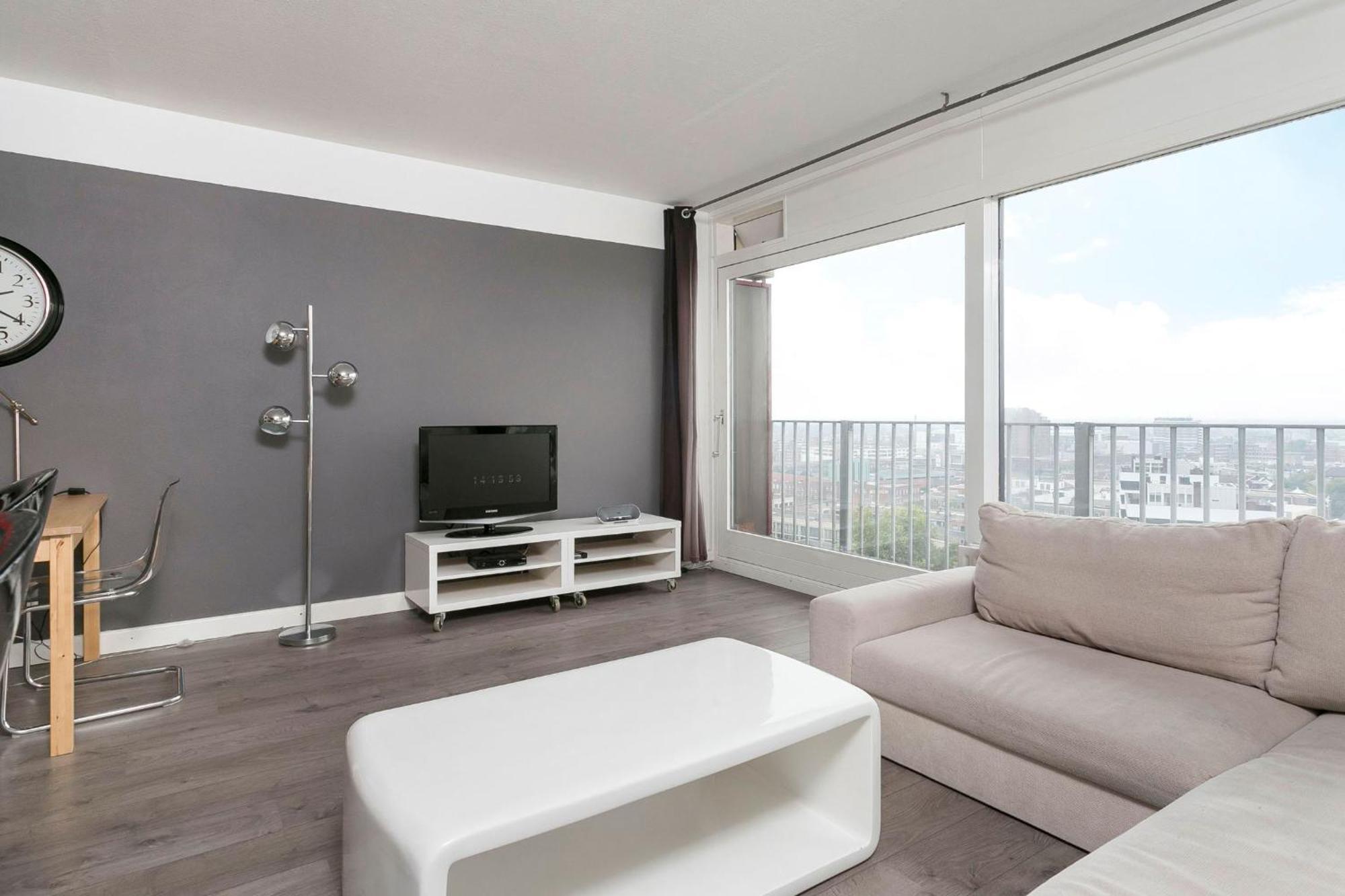 City Centre Apartment With A Beautiful View #Expat Ενσκέντε Εξωτερικό φωτογραφία